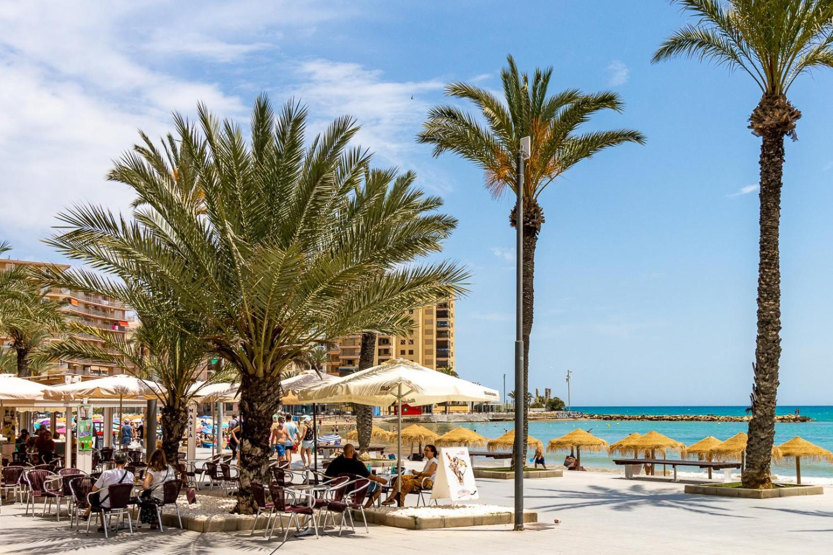 Апартаменты Mi Patio Торевьиа Экстерьер фото