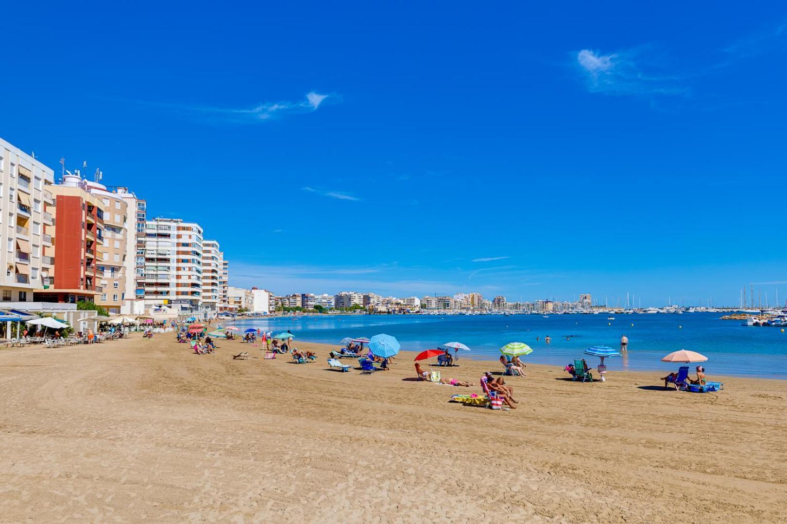 Апартаменты Mi Patio Торевьиа Экстерьер фото